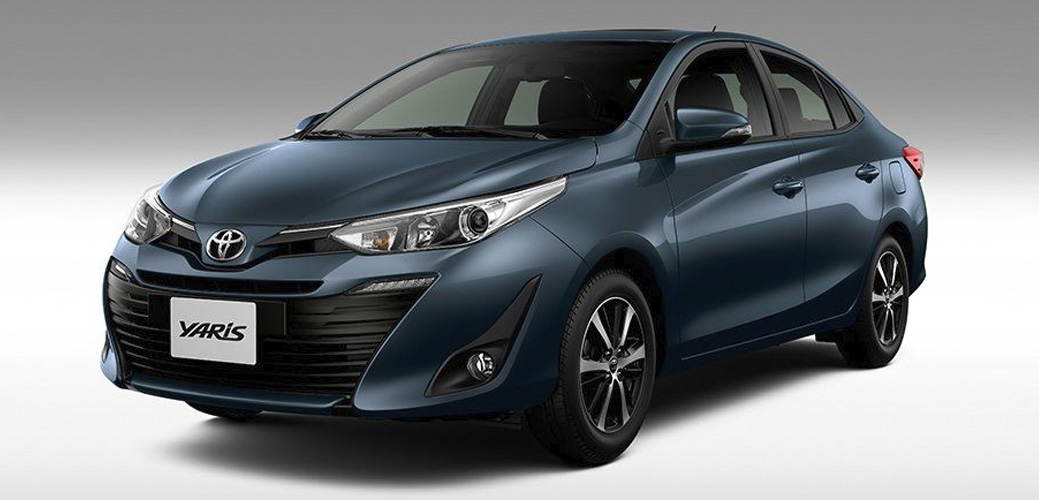 Yaris Sedã